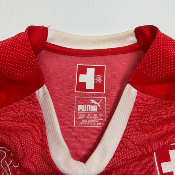 2018 Puma Switzerland Home Kit XL - Picture 6 of 6